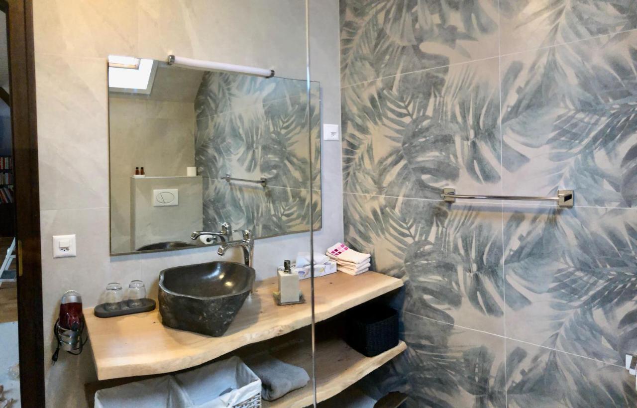 B&B L'Eden Aigle Bagian luar foto
